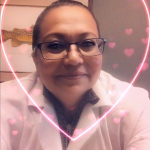 Meet your Posher, Laura